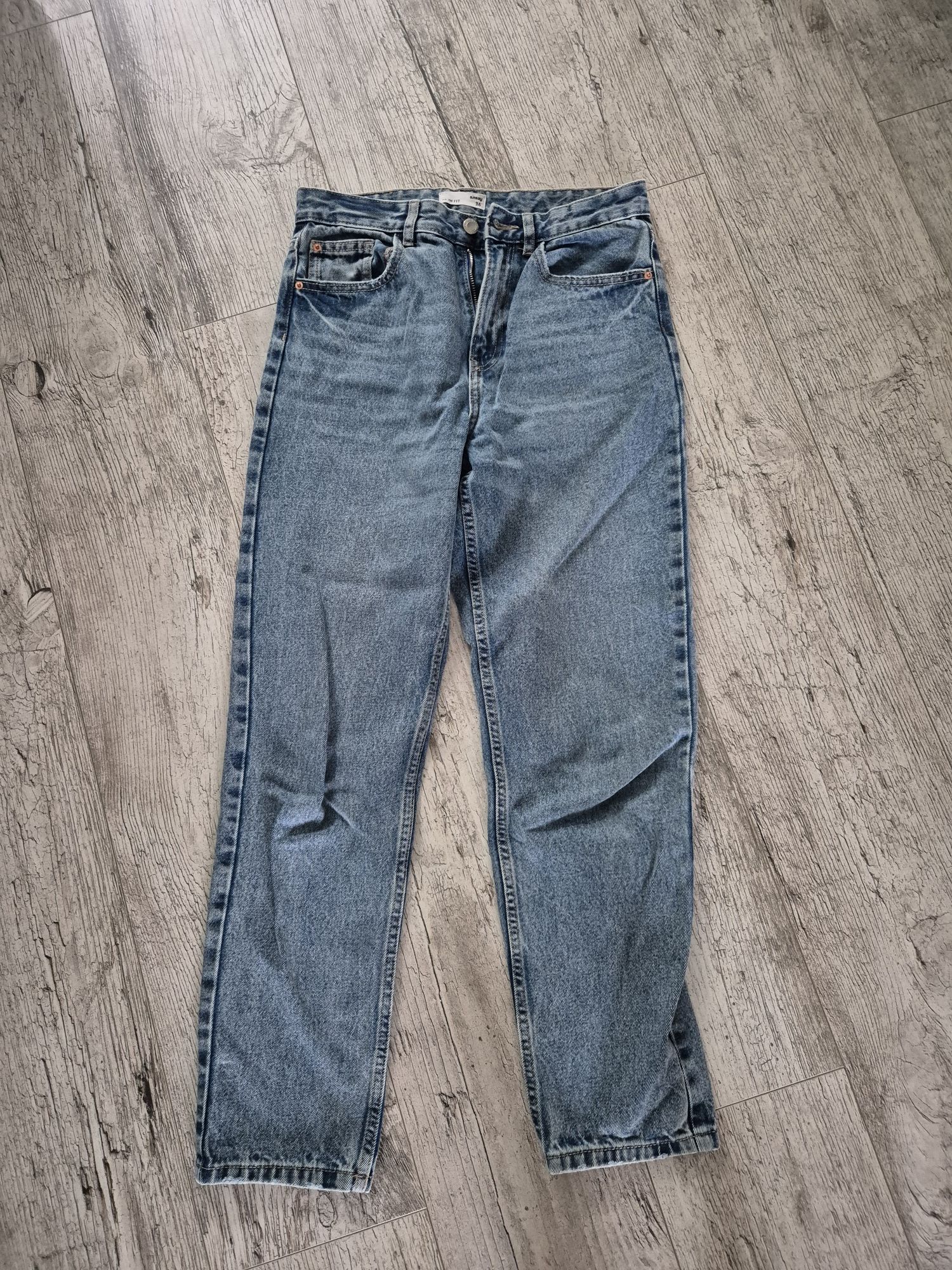 Jeansy mom fit sinsay 36