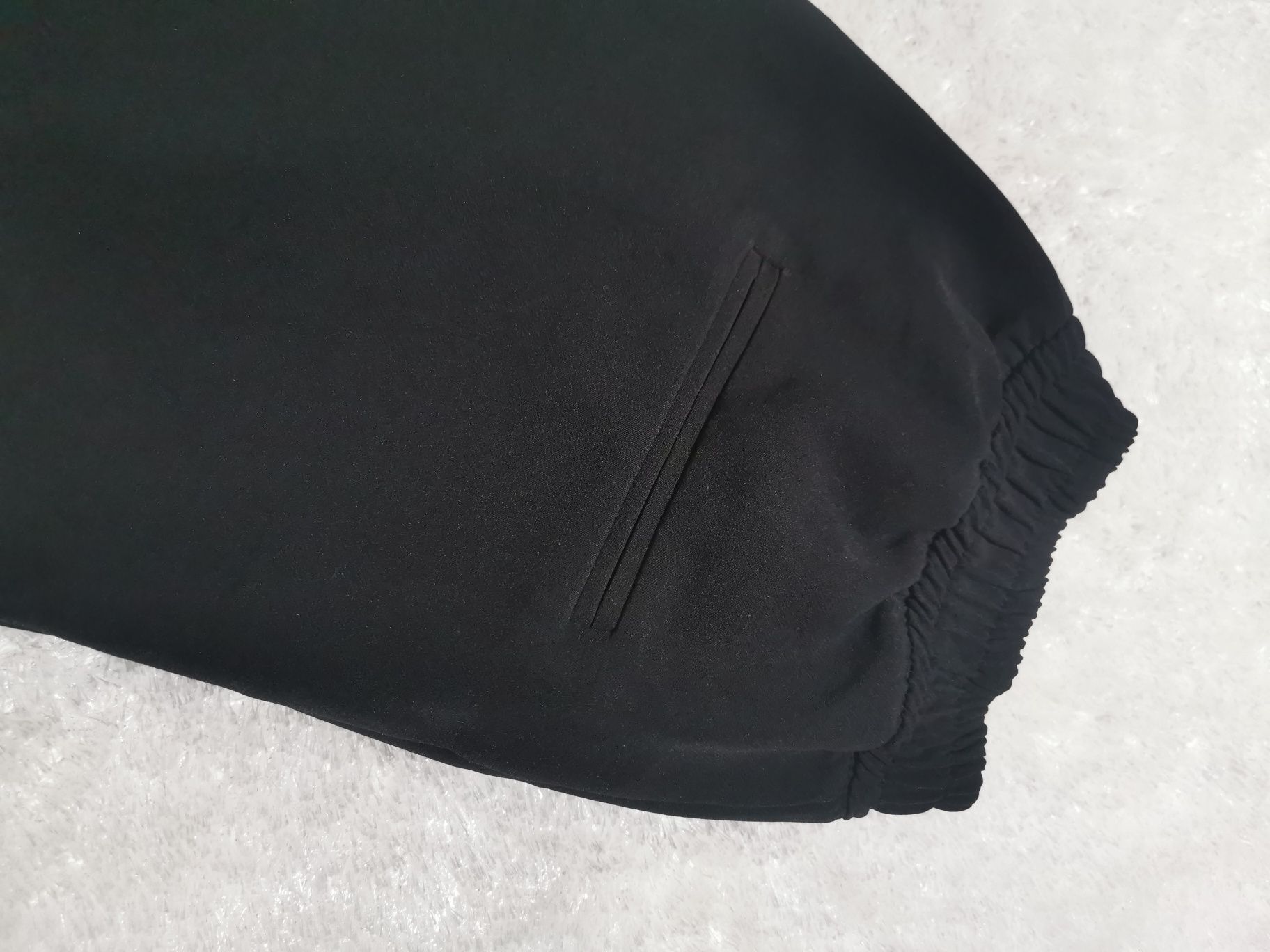 Calça preta PULL&BEAR