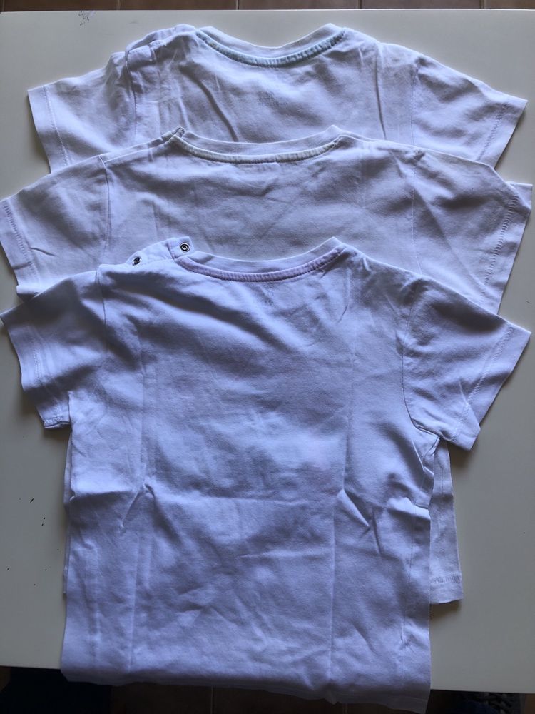 Três T-shirts 2/3 anos