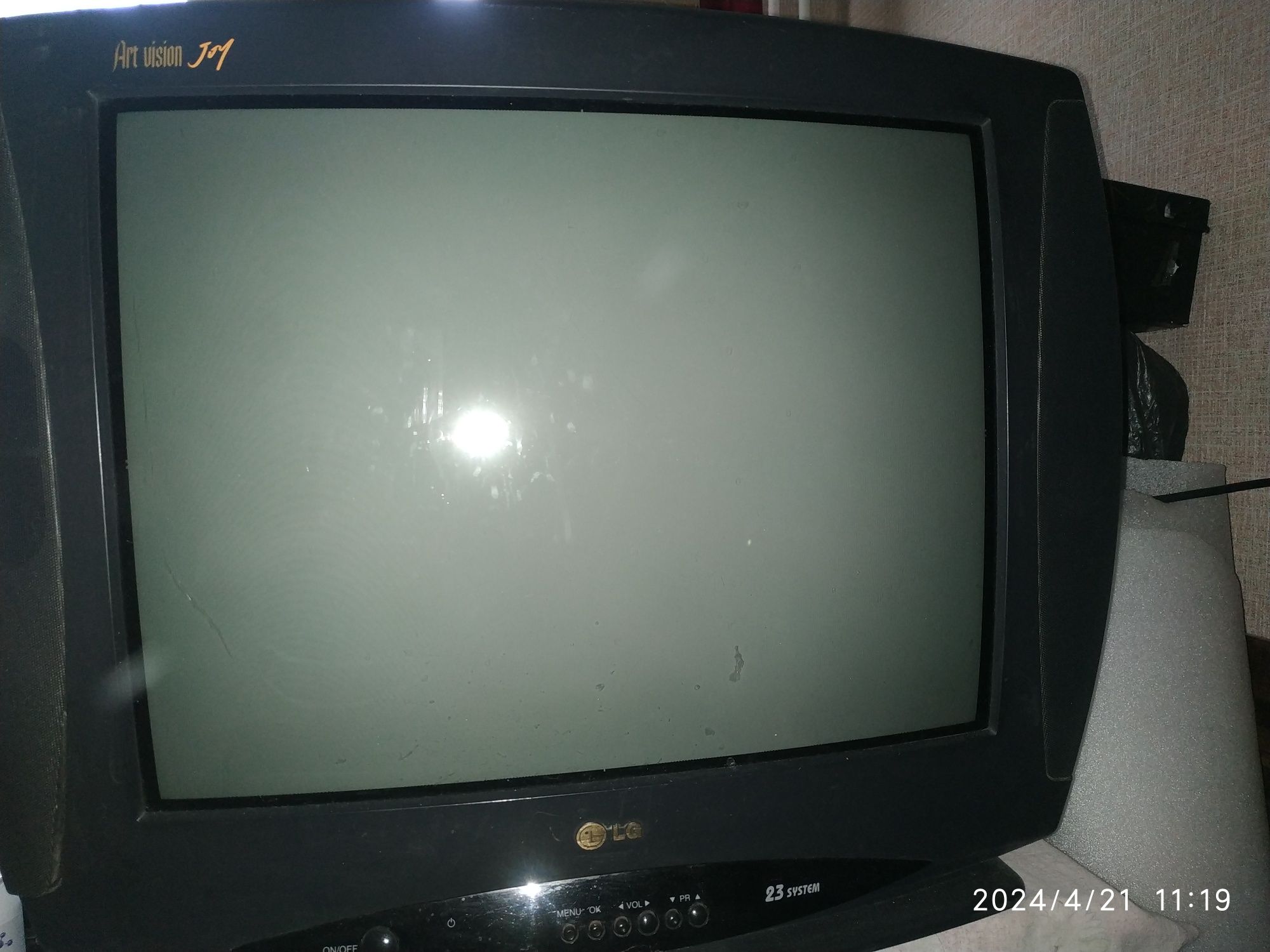 Телевизор LG-CF21D, JVC AV 1406FE, FВ141 (КНР) 14см