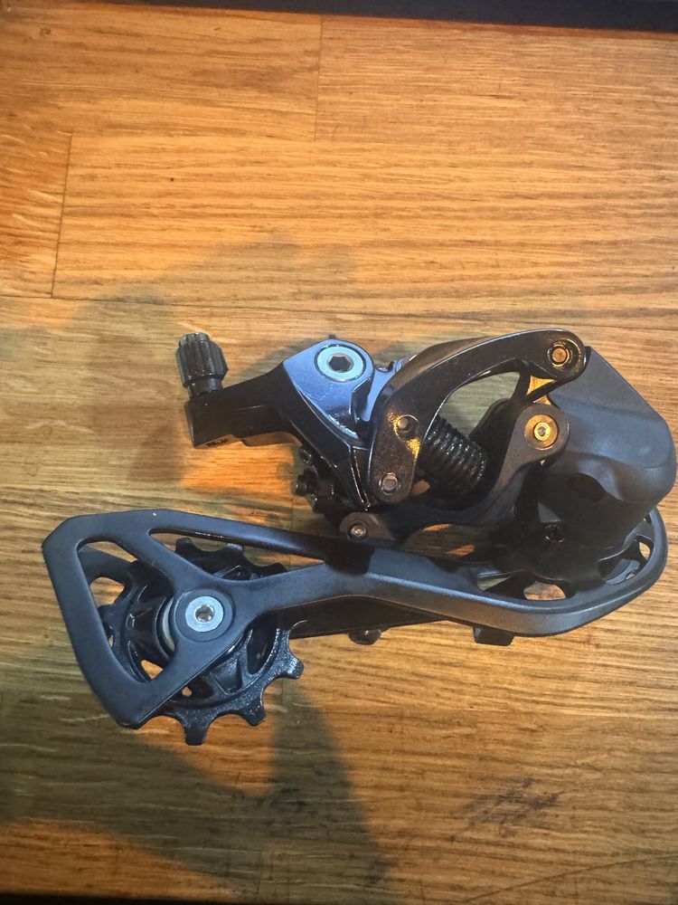 Nowa przerzutka Shimano 105 RD-R7100 12s
