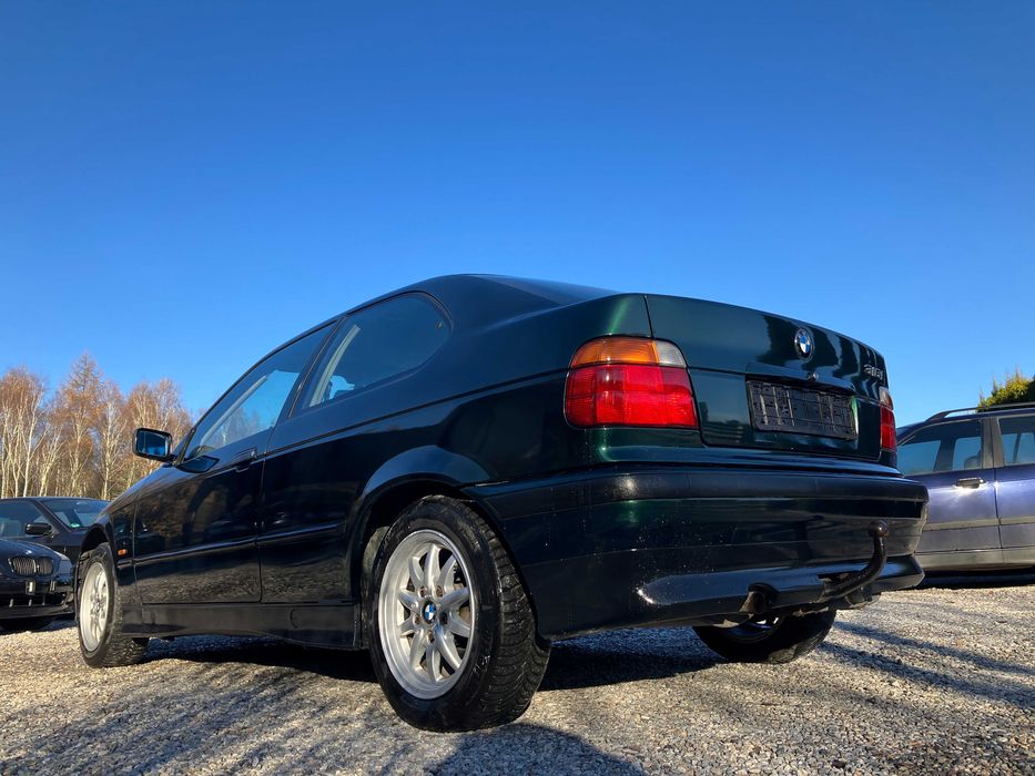 BMW 316 Farngrün Metallic Klimatyzacja ASC 4 x Air Bag Roleta 152096km