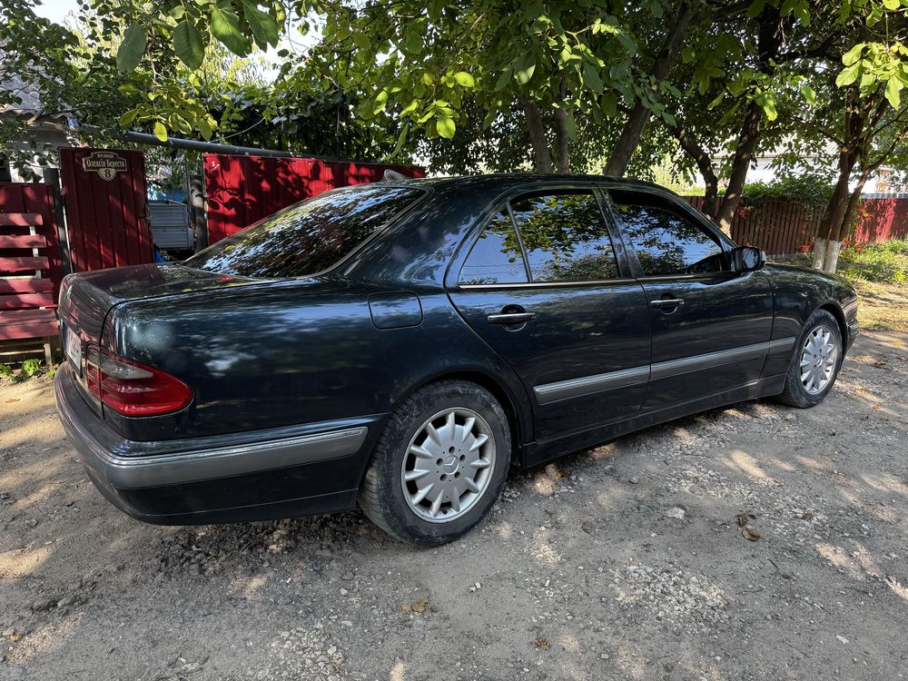 Mercedes-Benz W210 2.2 CDI 1999р 6ступка ELEGANCE