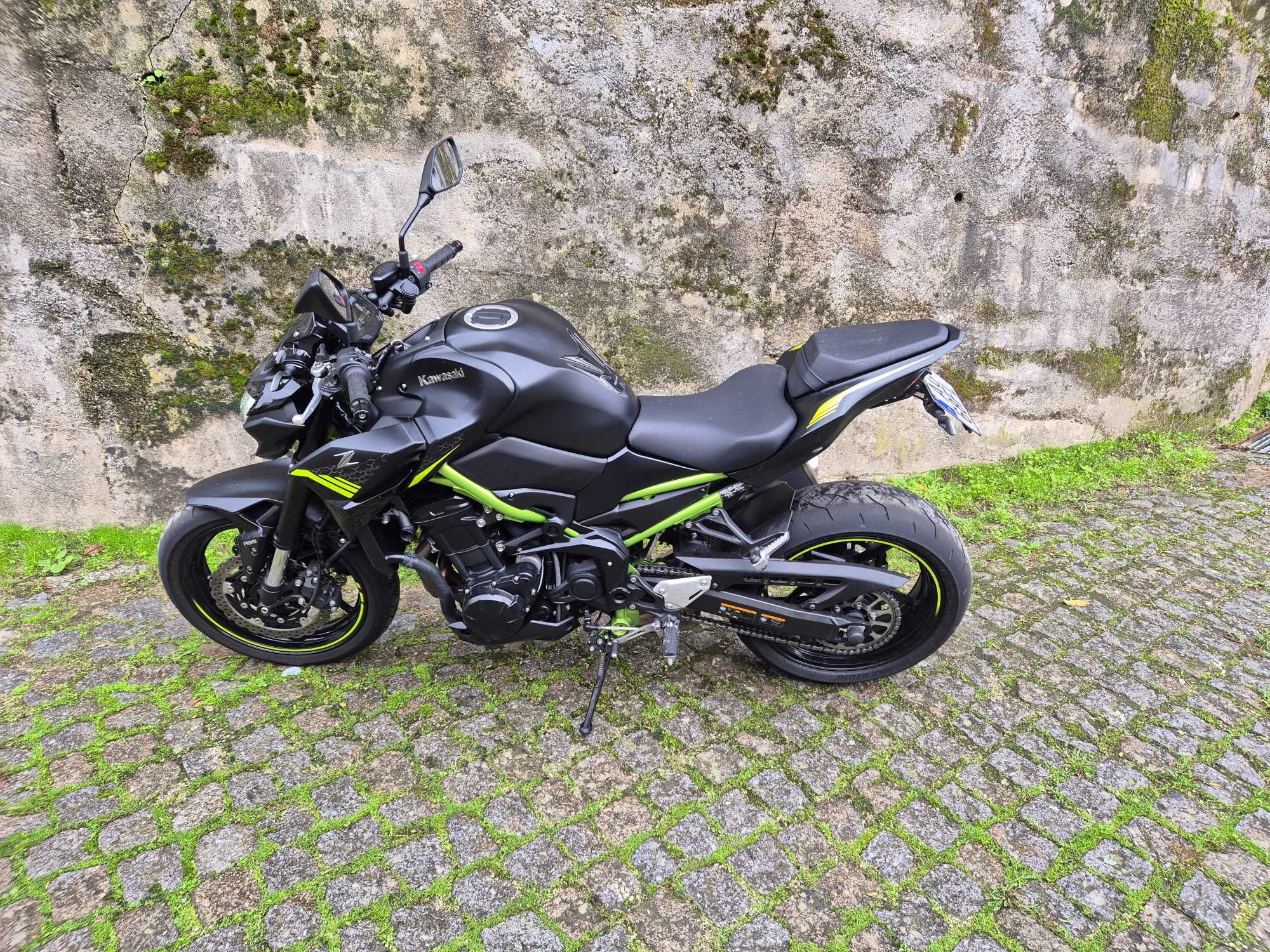 Kawasaki Z 900 - ano 2021