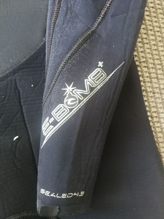 Fato surf Ripcurl 4:3mm