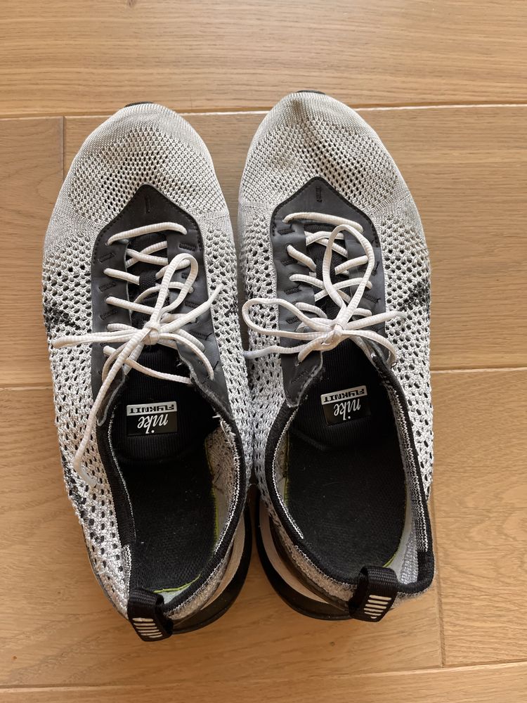 Nike Air Max Flyknit Racer 43