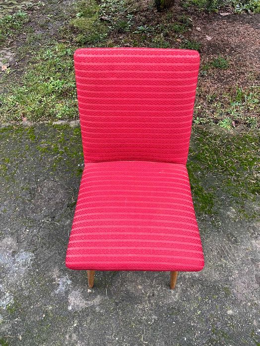 Krzesła w bardzo dobrym stanie, eleganckie i wygodne w super cenie