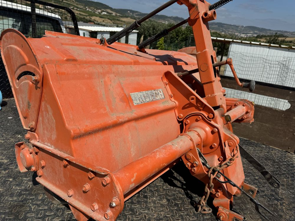 Frese agricola em muito bom estado