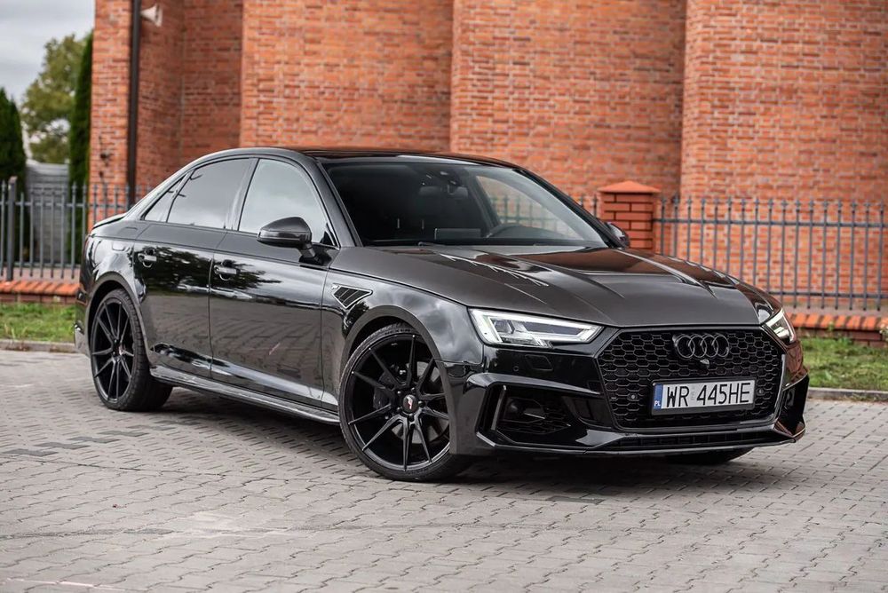 Audi A4 Limousine AUDI A4 B9 2017 2.0TFSI