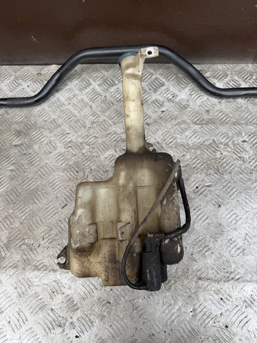 Бачок омывателя хонда аккорд 1999год honda accord 6