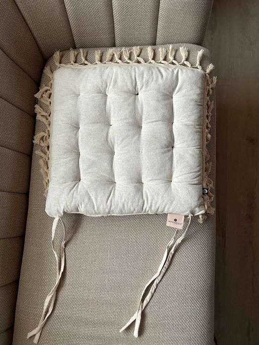 Poduszki na krzesła boho poduchy kremowe zestaw poduszek z frędzlami