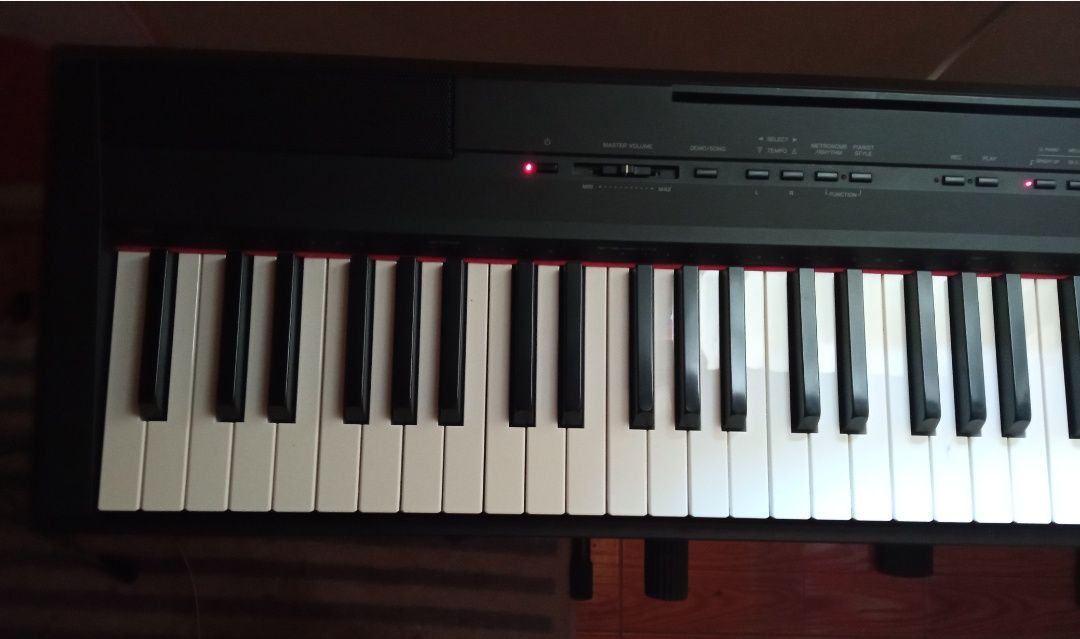 Piano Digital YAMAHA P-115 BK teclas pesadas GHS