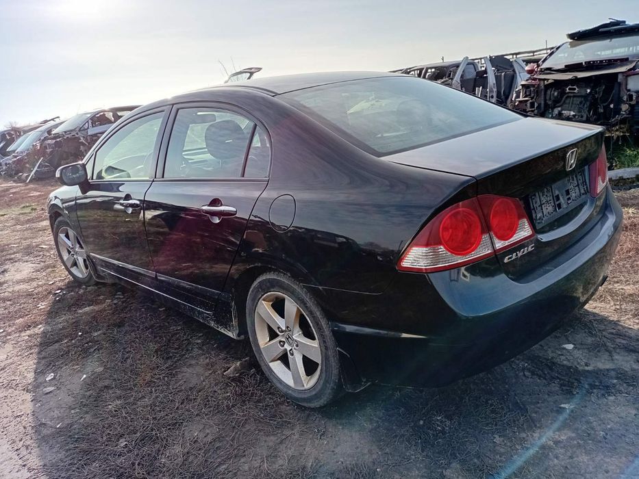 Разборка Honda Civic 4d Хонда сівік 4д механика 1.8 2007