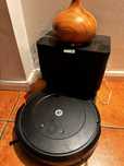 Robot roomba ze stacja