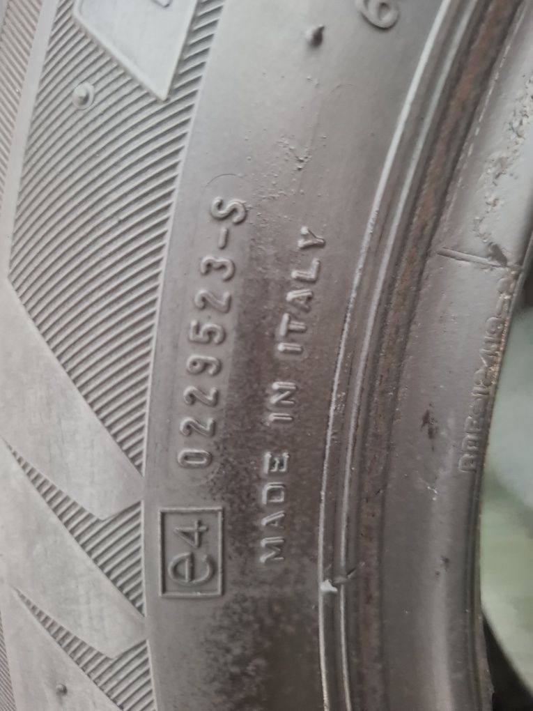Шини 155 70 R13 Bridgestone комплект всесезонка