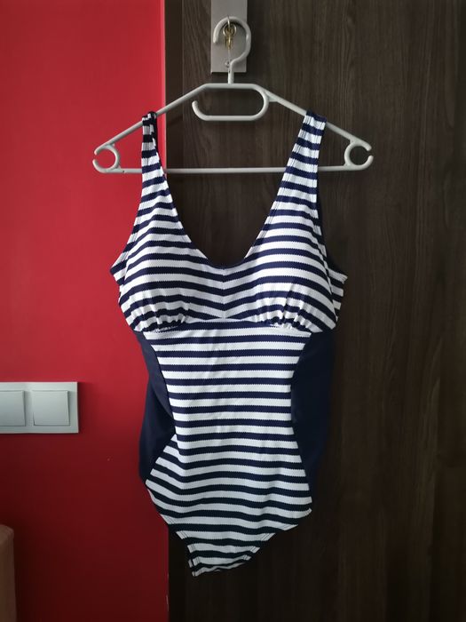 Strój kąpielowy biało granatowy