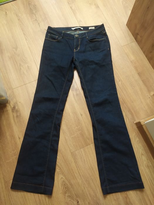 Spodnie damskie jeansy 38