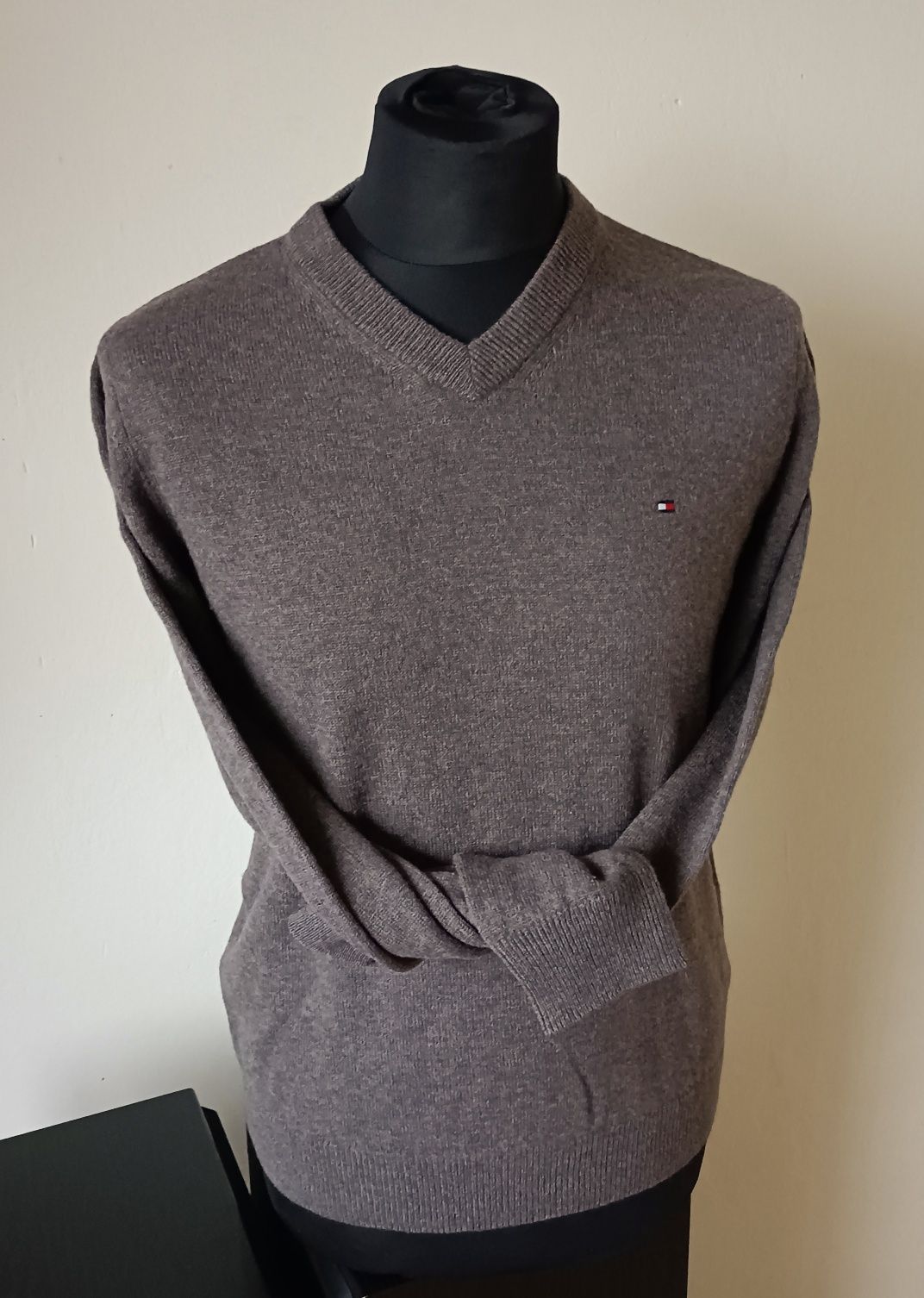 Tommy Hilfiger roz S męski sweter w serek, wełna, vneck