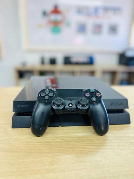 PS4 Fat 500G com Comando Original - Loja Garantia