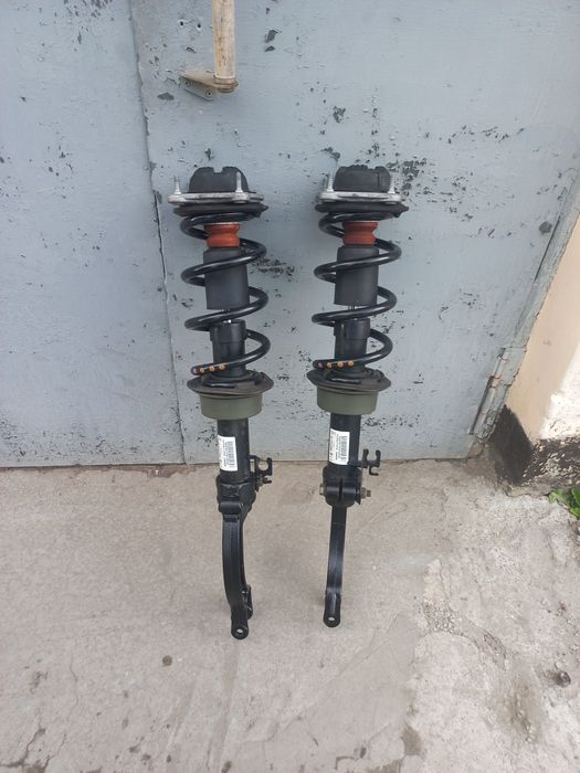 Амортизатор передній AUDI A6 C7