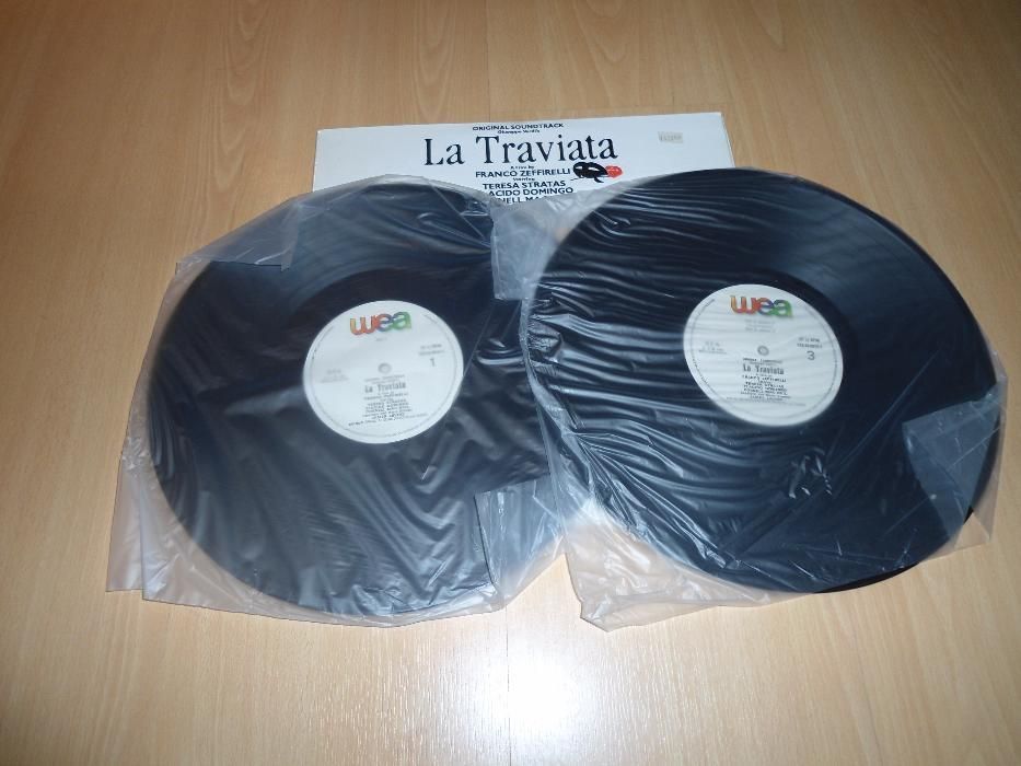 La Traviata - James Levine - vinil duplo novo