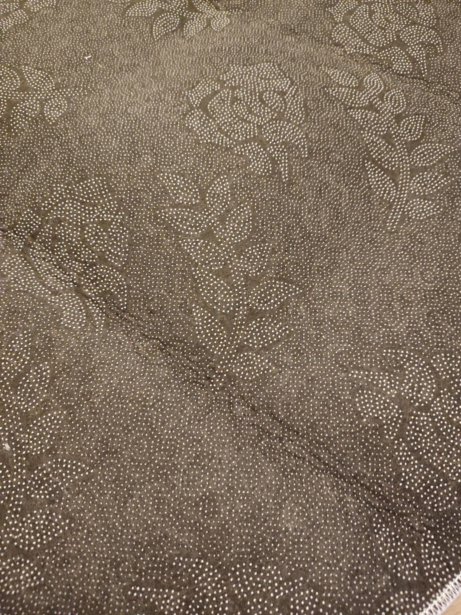 Nowy dywan okrągły 80 cm Liście