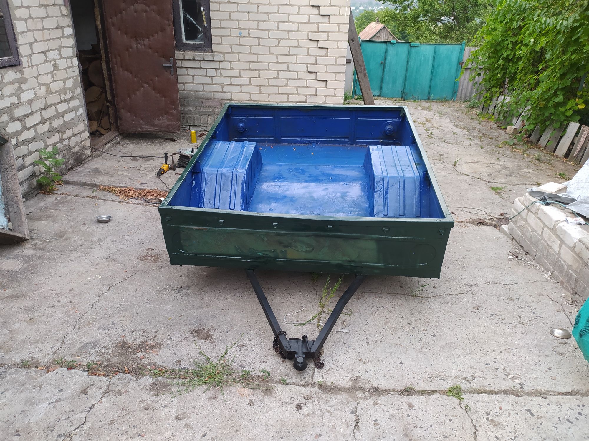Продам прицеп    .