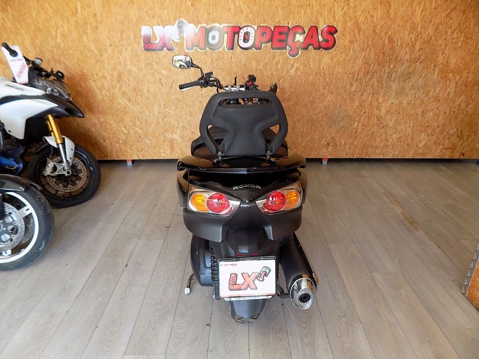 Honda Forza 250 ano 2009 para peças.