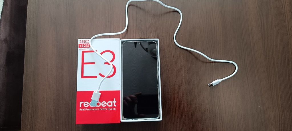 Sprzedam smartfon nowy