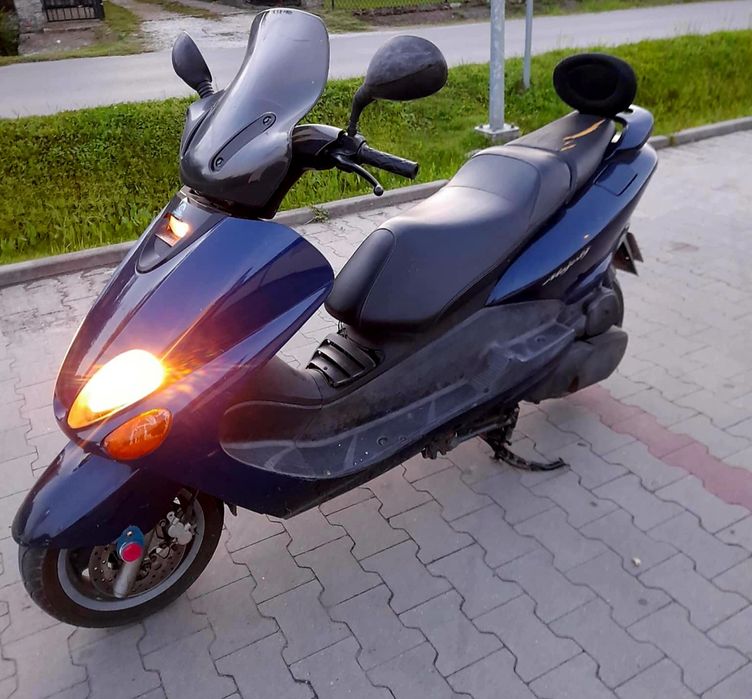 Skuter Yamaha Majesty 125 rok 2003