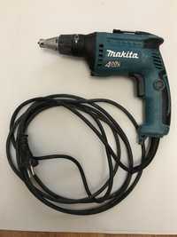 Шуруповерт сетевой Makita FS4000, рабочий, в хорошем состоянии.