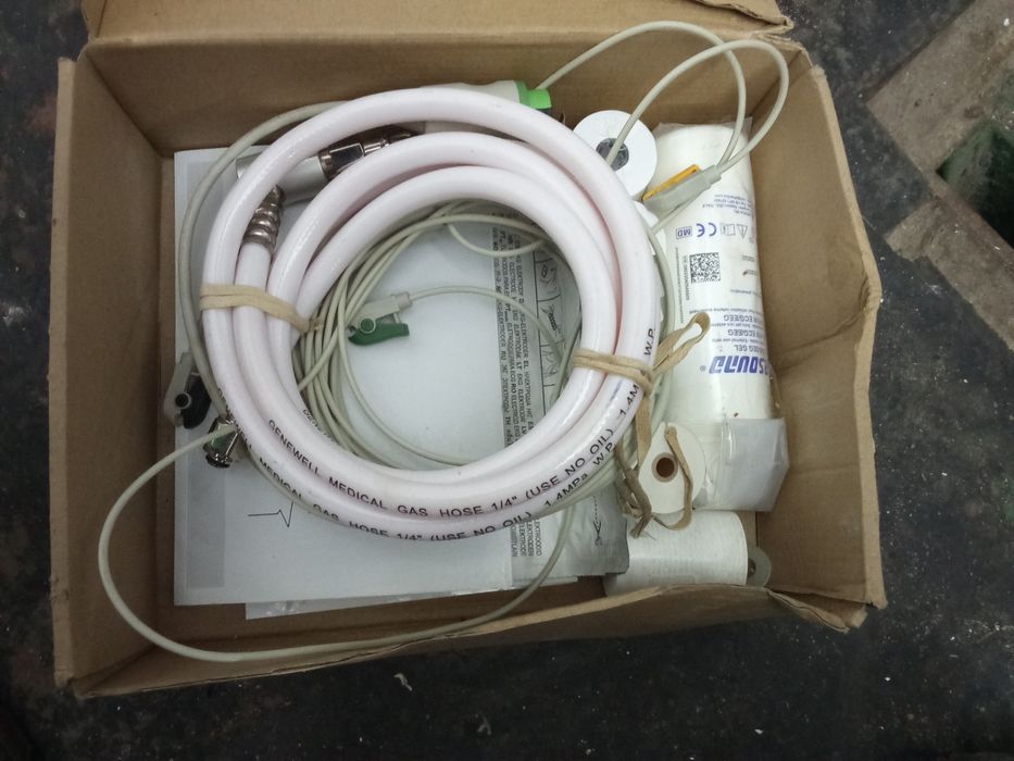 Продам дефібрилятор Cardio -aid 360  B