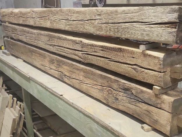 Балки дубові та соснові різних розмірів | Натуральне дерево |