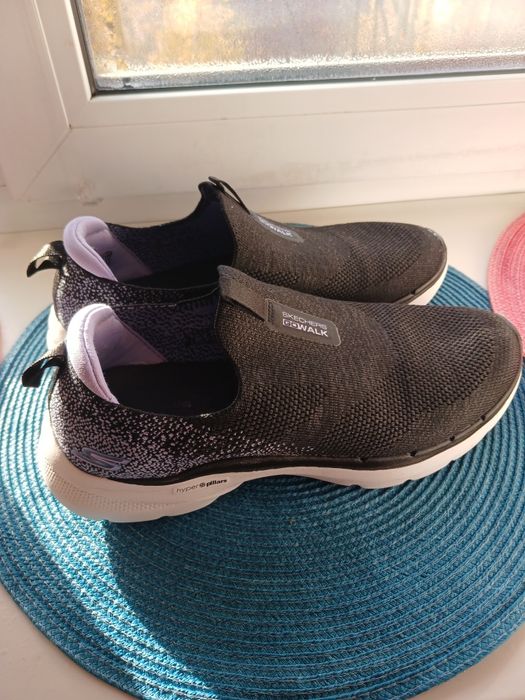 Красовочкі  чорні жіночі.