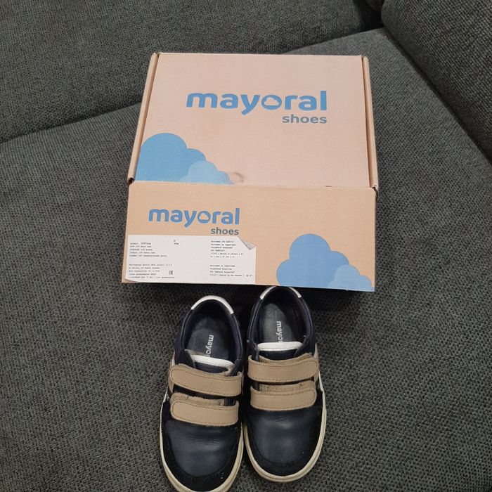 Buciki dziecięce mayoral  rozmiar 20