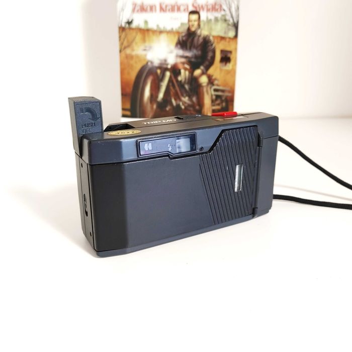 Ładny Olympus Trip MD z lat 80 tych XX wieku - kultowy aparat VINTAGE