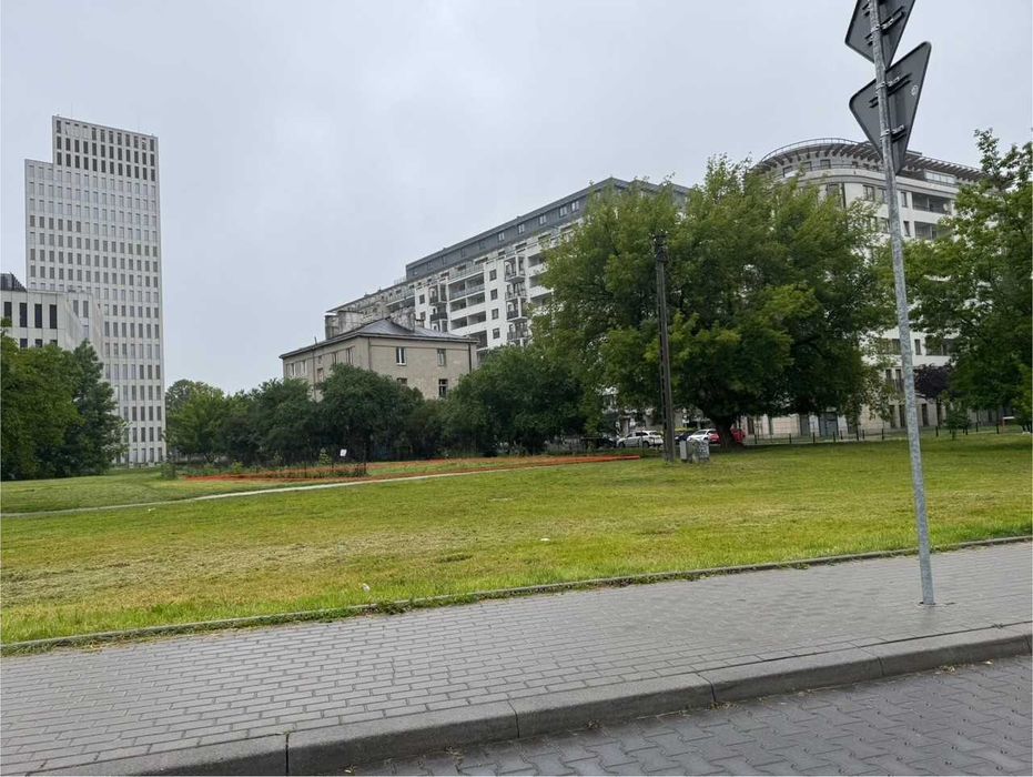 Wynajmę 470m2 plac działka ul Domaniewska Bukowińska choinki stragany?