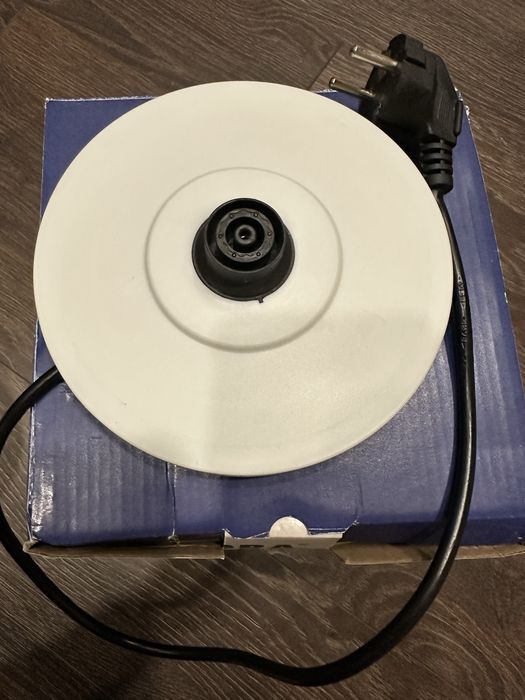 Чайник електричний Aurora AU3408