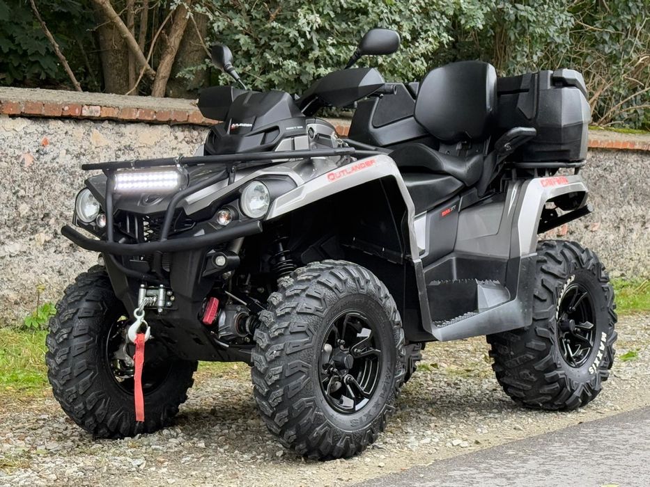 Quad Can-am Outlander 570 max xt dps