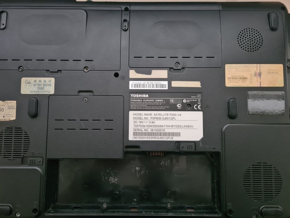 Toshiba Satellite P200-1 i 4 17 cali