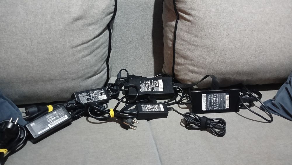 Zasilacze do laptopów dell i hp