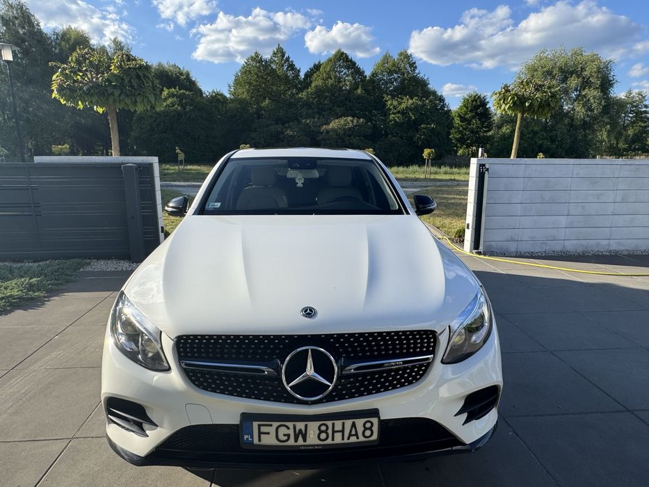 Mercedes GLC 250 AMG Faktura 23 vat ASO 211 KM