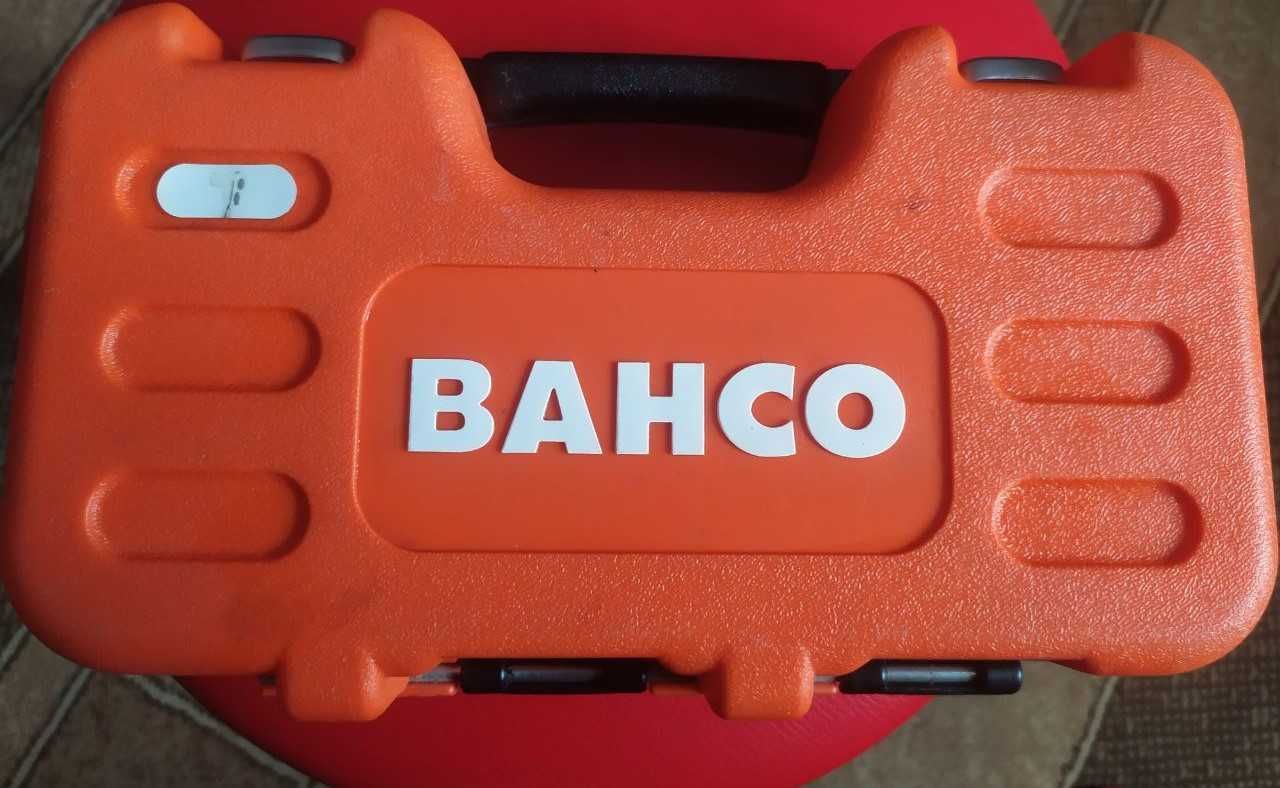 BAHCO S330 Набор головок торцевых 3/8" 10-22 мм и бит 1/4"