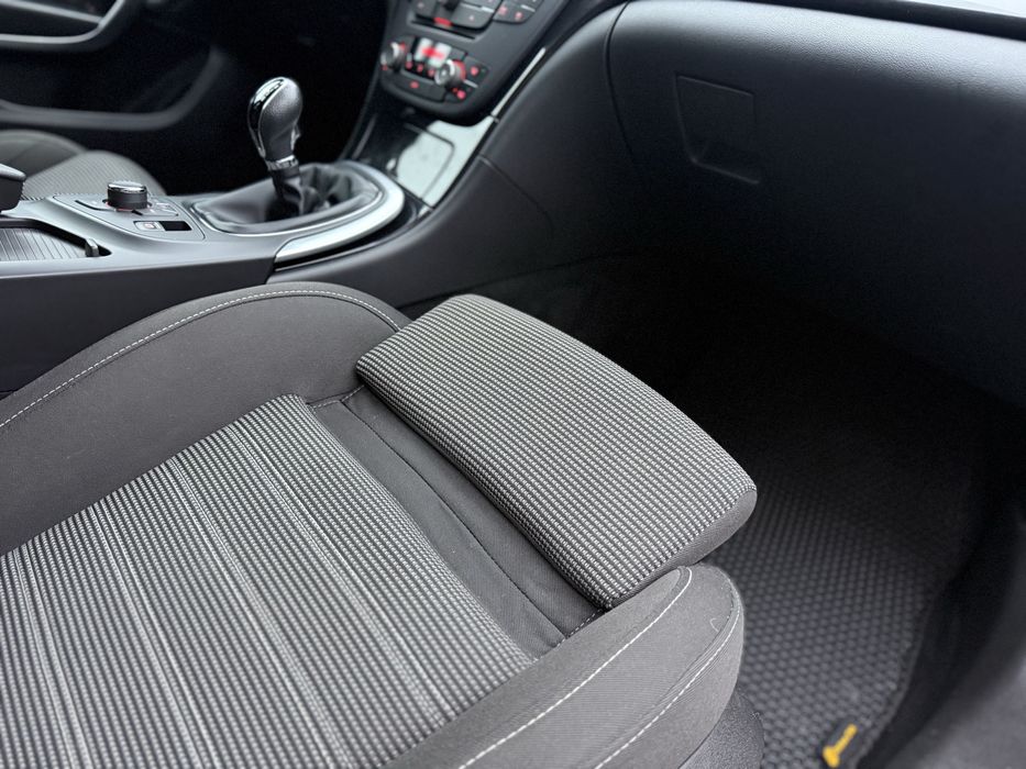 Розмитнений Opel Insignia з Німеччини