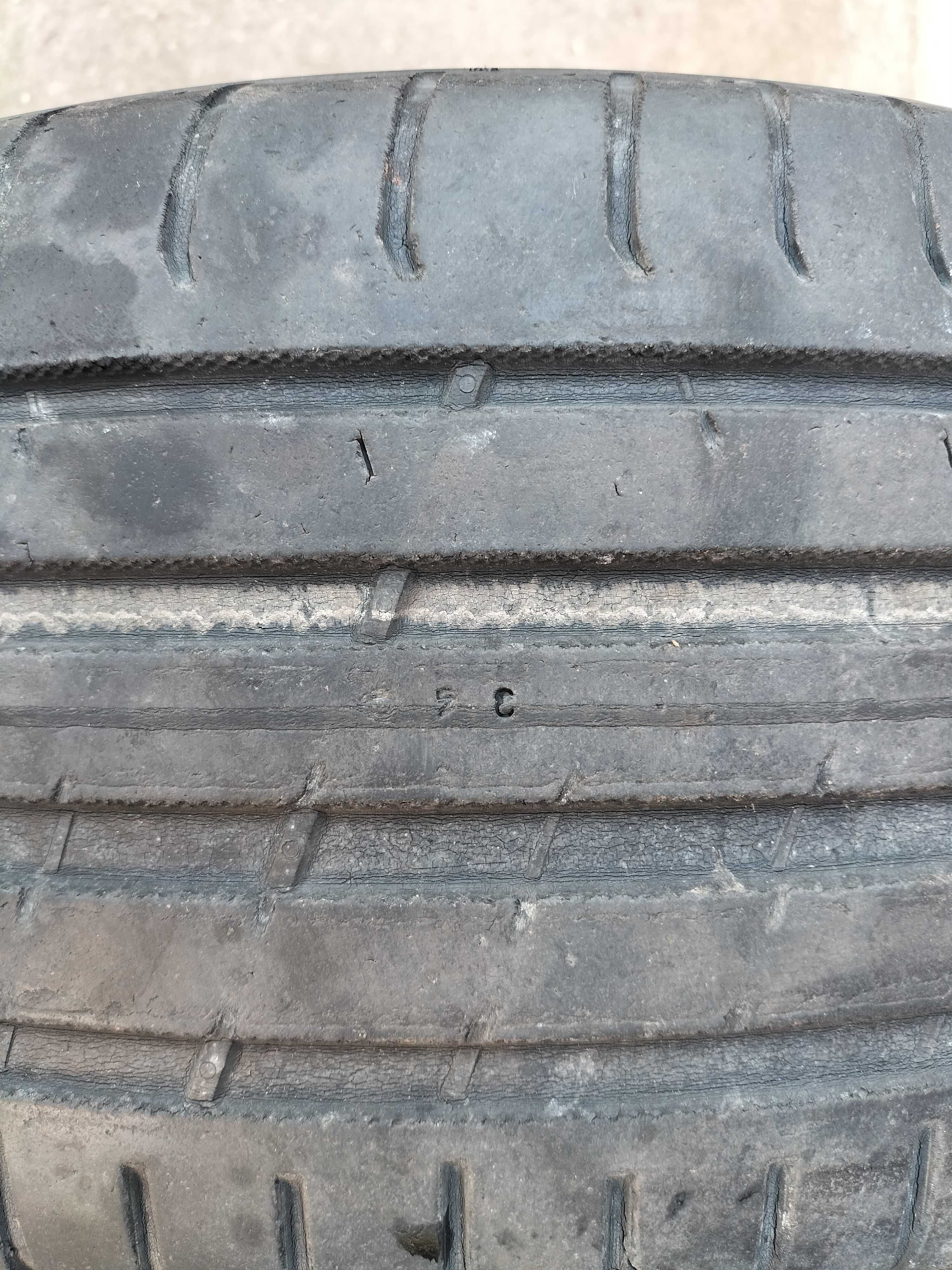 Sprzedam opony letnie NOKIAN POWERPROOF 225/50 R17