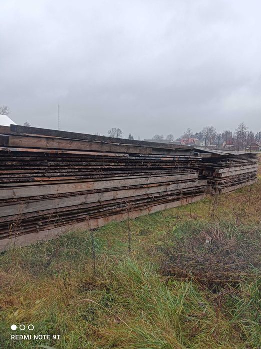 Tarcica sosnowa sezonowana