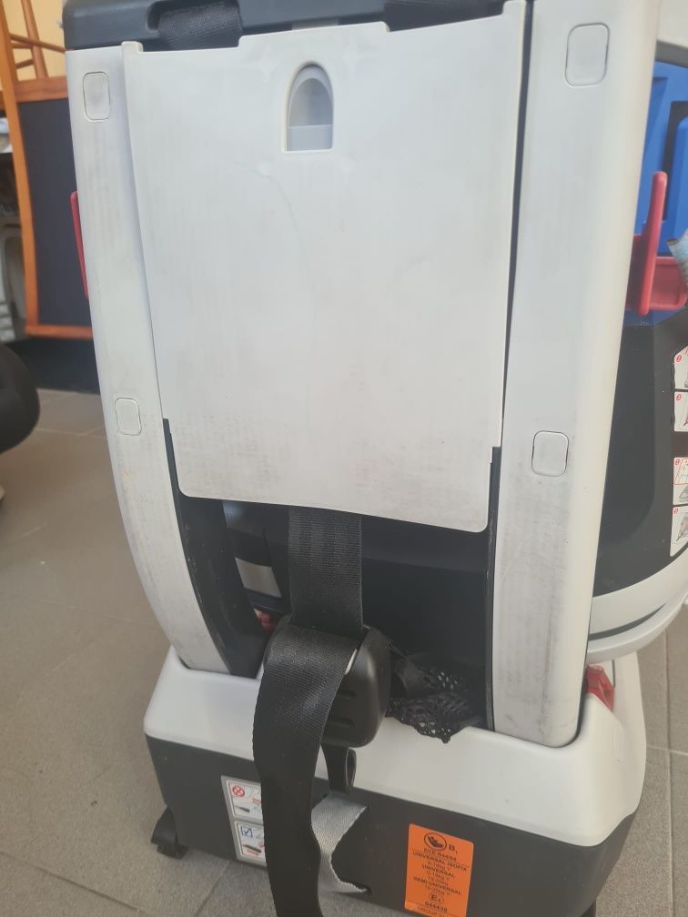 Vendo duas cadeiras auto da Chicco