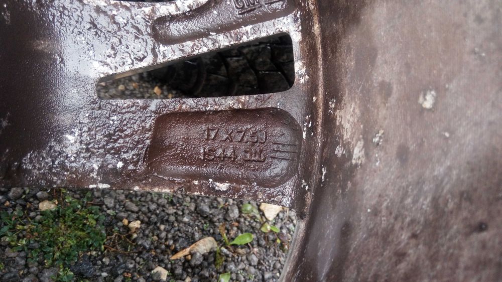 FELGI ALUMINIOWE Opel 17 5x105 ET44 Astra J Astra K Mokka