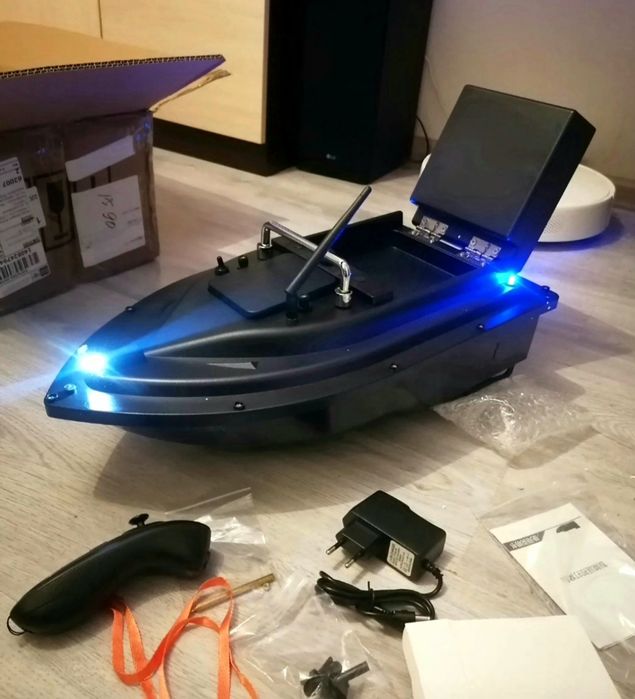 Кораблик + подарунок