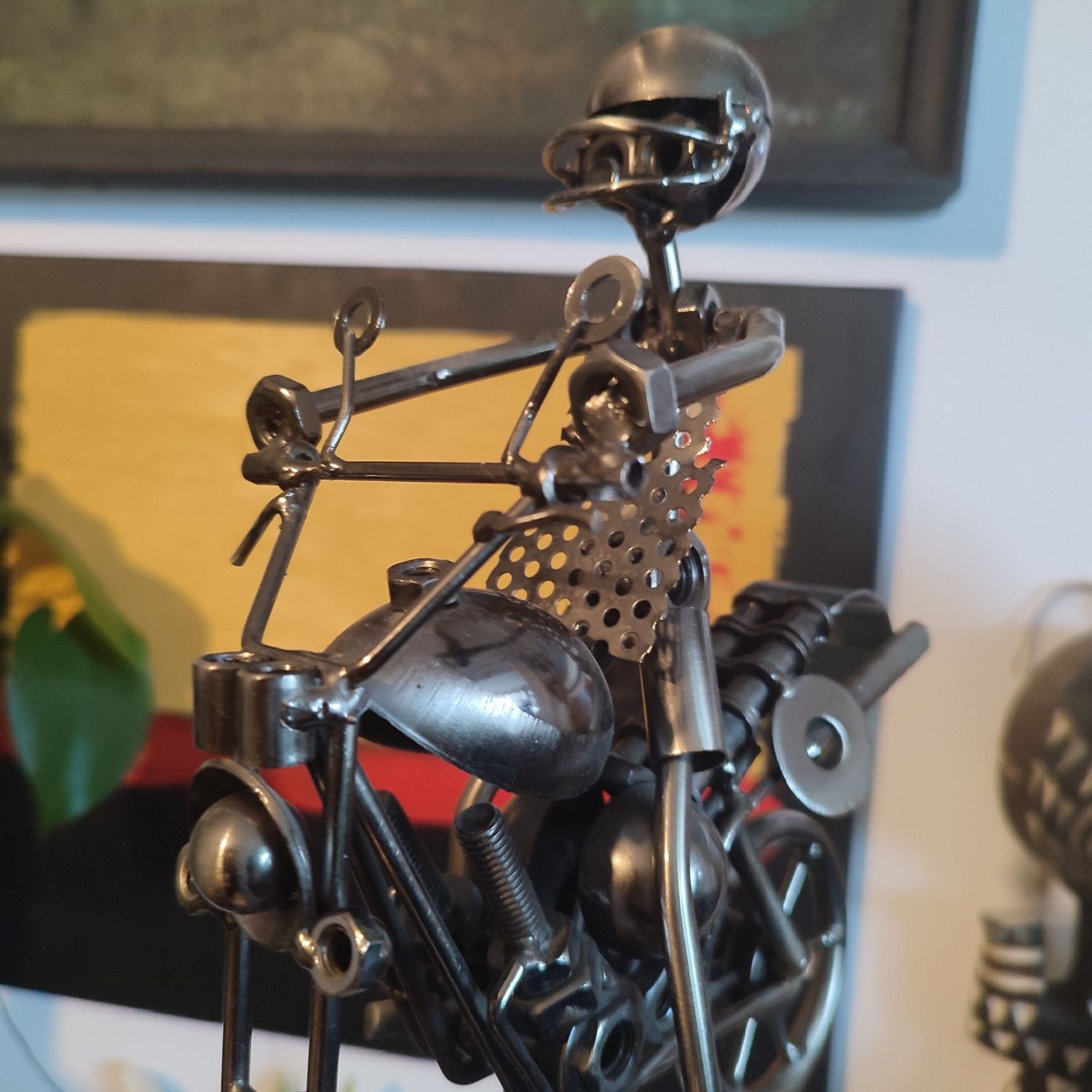 Figurka, motocyklista, rzeźba, metaloplastyka, handmade